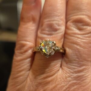 Fragrant Jewels Ring